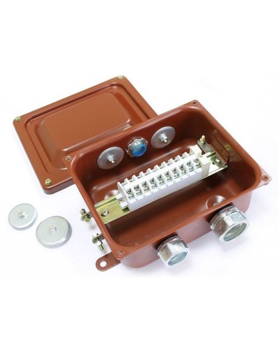 ККМА-10 У2 IP54 (zeta30372). Коробка клеммная металлическая с муфтами АТК для трубной электропроводки. ЗЭТА в Королеве